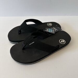 Volcom Victor Youth Sandals Size 5 Black Comfort Foam Flip Flops NWT